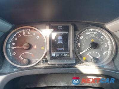 Zdjęcie 9 z 12 samochodu: 2016 TOYOTA TACOMA TRD SPORT VIN:5TFCZ5AN1GX012864 - miniatura