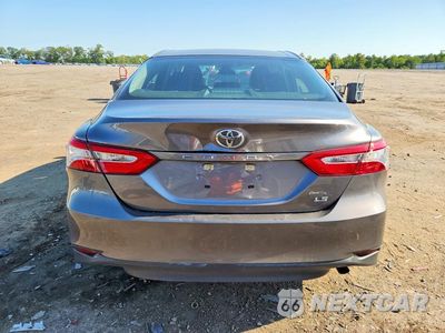 Zdjęcie 6 z 12 samochodu: 2018 TOYOTA CAMRY LE VIN:4T1B11HK5JU518399 - miniatura