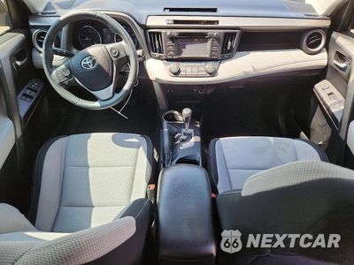 Zdjęcie 8 z 12 samochodu: 2016 TOYOTA RAV4 XLE VIN:2T3WFREVXGW240714 - miniatura