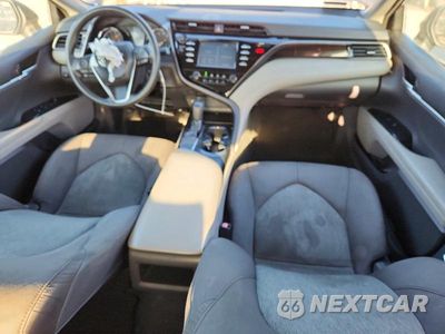 Zdjęcie 8 z 12 samochodu: 2019 TOYOTA CAMRY LE VIN:4T1B11HK1KU708900 - miniatura