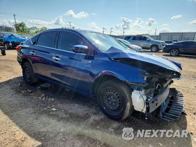 Czwarte zdjęcie samochodu z boku: 2017 NISSAN SENTRA SV VIN:3N1AB7AP1HY230301 - miniatura