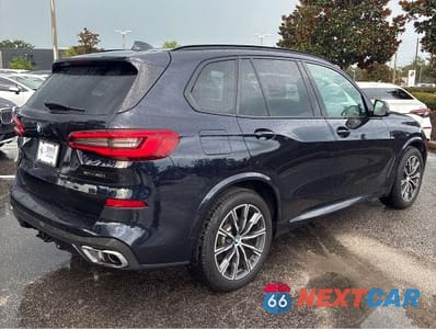 Czwarte zdjęcie samochodu z boku: 2019 BMW X5 XDRIVE40I VIN:5UXCR6C59KLK82393 - miniatura