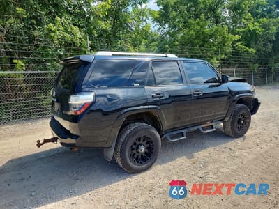 Trzecie zdjęcie samochodu z tyłu: 2014 TOYOTA 4RUNNER SR5 PREMIUM VIN:JTEBU5JR2E5166968 - miniatura