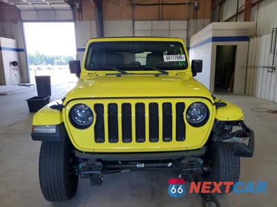 Piąte zdjęcie samochodu w środku: 2023 JEEP WRANGLER SPORT VIN:1C4HJXDG4PW569702 - miniatura