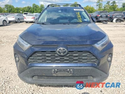 Piąte zdjęcie samochodu w środku: 2023 TOYOTA RAV4 XLE PREMIUM VIN:2T3C1RFV6PW275329 - miniatura