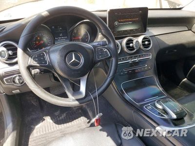 Zdjęcie 8 z 13 samochodu: 2017 MERCEDES-BENZ C 300 4MATIC VIN:WDDWJ4KB4HF458832 - miniatura