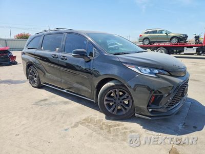 Czwarte zdjęcie samochodu z boku: 2025 TOYOTA SIENNA XSE 7-PASSENGER VIN:5TDCSKFC4SS176019 - miniatura