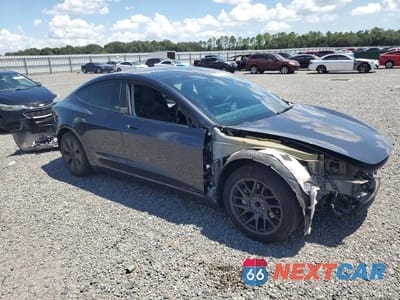 Czwarte zdjęcie samochodu z boku: 2024 TESLA MODEL 3 VIN:5YJ3E1EA3RF756796 - miniatura