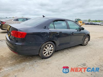 Trzecie zdjęcie samochodu z tyłu: 2014 VOLKSWAGEN JETTA SE VIN:3VWD17AJ9EM425927 - miniatura