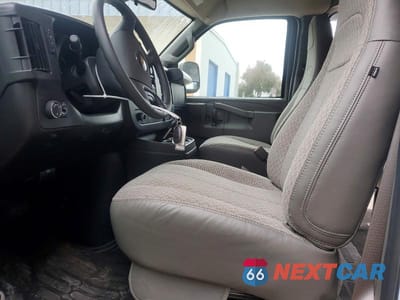 Zdjęcie 7 z 14 samochodu: 2025 CHEVROLET EXPRESS G3500 LT VIN:1GAZGPFP2S1254198 - miniatura
