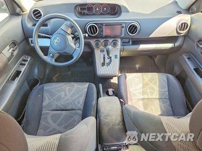 Zdjęcie 8 z 13 samochodu: 2014 SCION XB BASE VIN:JTLZE4FEXEJ053538 - miniatura