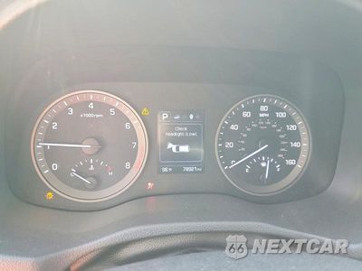 Zdjęcie 9 z 14 samochodu: 2018 HYUNDAI TUCSON VALUE VIN:KM8J33A2XJU808617 - miniatura