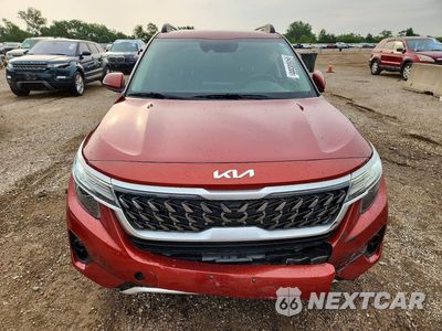 Piąte zdjęcie samochodu w środku: 2022 KIA SELTOS NIGHTFALL VIN:KNDEUCA25N7270853 - miniatura