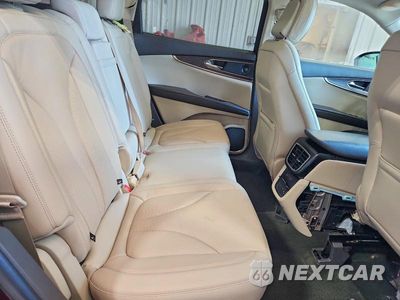 Zdjęcie 10 z 13 samochodu: 2020 LINCOLN NAUTILUS RESERVE VIN:2LMPJ8K97LBL05892 - miniatura