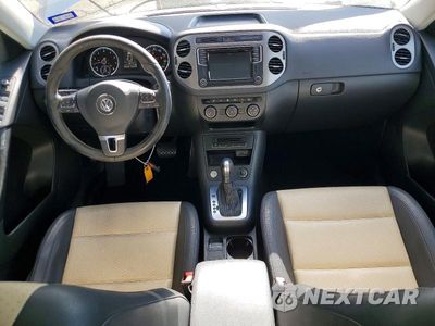 Zdjęcie 8 z 13 samochodu: 2016 VOLKSWAGEN TIGUAN S VIN:WVGAV7AX8GW544968 - miniatura