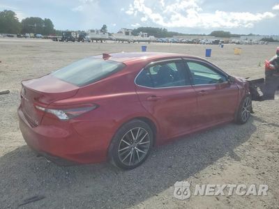 Trzecie zdjęcie samochodu z tyłu: 2021 TOYOTA CAMRY XLE VIN:4T1F11BK0MU023476 - miniatura
