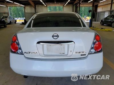 Zdjęcie 6 z 12 samochodu: 2005 NISSAN ALTIMA 3.5 SE VIN:1N4BL11D65C304081 - miniatura