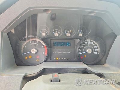 Zdjęcie 9 z 12 samochodu: 2011 FORD F550 VIN:1FDUF5GT4BEA48034 - miniatura