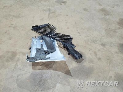 Zdjęcie 12 z 13 samochodu: 2017 LEXUS IS 200T VIN:JTHBA1D23H5054560 - miniatura