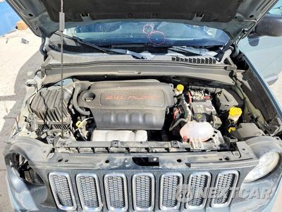Zdjęcie 11 z 13 samochodu: 2018 JEEP RENEGADE SPORT VIN:ZACCJBAB8JPH42079 - miniatura