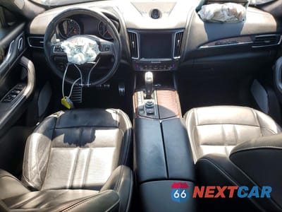 Zdjęcie 8 z 13 samochodu: 2019 MASERATI LEVANTE GTS VIN:ZN661ZUA0KX320314 - miniatura