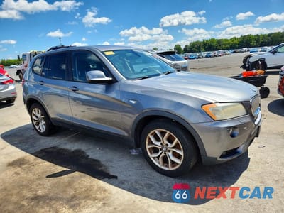 Czwarte zdjęcie samochodu z boku: 2011 BMW X3 XDRIVE35I VIN:5UXWX7C52BLT78875 - miniatura