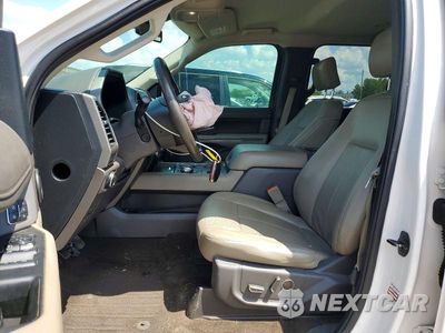 Zdjęcie 7 z 13 samochodu: 2019 FORD EXPEDITION XLT VIN:1FMJU1HT6KEA76918 - miniatura