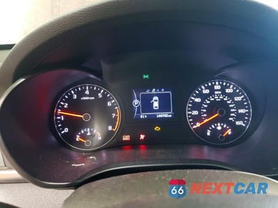 Zdjęcie 9 z 12 samochodu: 2018 KIA OPTIMA EX VIN:5XXGU4L37JG271122 - miniatura