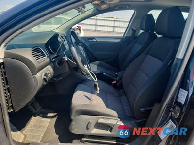 Zdjęcie 7 z 12 samochodu: 2012 VOLKSWAGEN GOLF VIN:WVWDM7AJ1CW117786 - miniatura