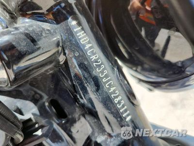 Zdjęcie 9 z 9 samochodu: 2018 HARLEY-DAVIDSON XL883 SUPERLOW VIN:1HD4CR233JC428311 - miniatura