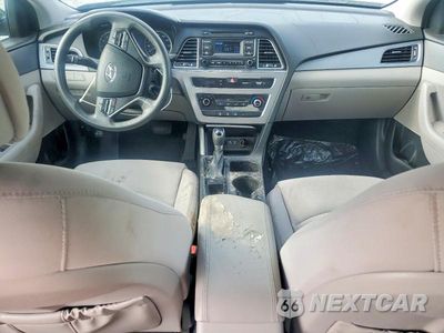 Zdjęcie 8 z 12 samochodu: 2015 HYUNDAI SONATA SE VIN:5NPE24AF1FH187075 - miniatura
