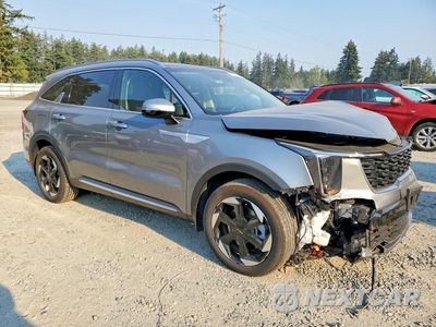 Czwarte zdjęcie samochodu z boku: 2025 KIA SORENTO EX VIN:KNDRJDJH5S5299314 - miniatura