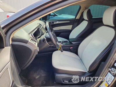 Zdjęcie 7 z 12 samochodu: 2020 FORD FUSION SE VIN:3FA6P0HD0LR199851 - miniatura