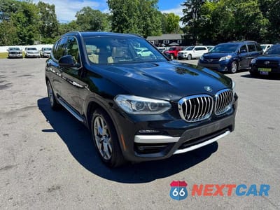 Czwarte zdjęcie samochodu z boku: 2021 BMW X3 SDRIVE30I VIN:5UXTY3C02M9F68322 - miniatura