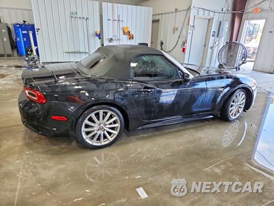 Trzecie zdjęcie samochodu z tyłu: 2017 FIAT 124 SPIDER CLASSICA VIN:JC1NFAEK4H0124091 - miniatura