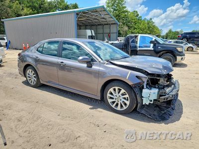 Czwarte zdjęcie samochodu z boku: 2023 TOYOTA CAMRY LE VIN:4T1C11AK7PU183203 - miniatura