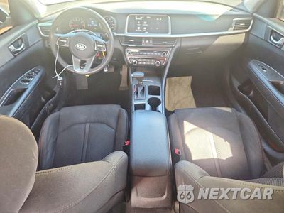 Zdjęcie 8 z 12 samochodu: 2020 KIA OPTIMA LX VIN:5XXGT4L30LG397909 - miniatura