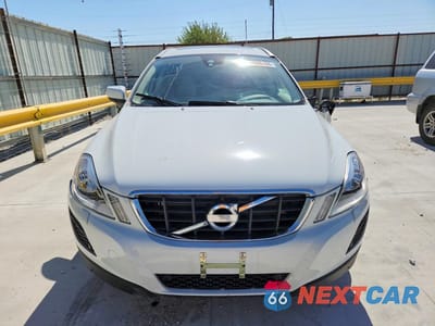 Piąte zdjęcie samochodu w środku: 2012 VOLVO XC60 T6 VIN:YV4902DZ5C2295730 - miniatura