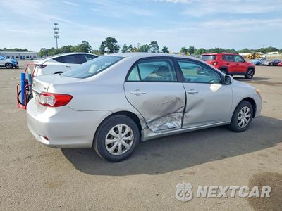 Trzecie zdjęcie samochodu z tyłu: 2011 TOYOTA COROLLA LE VIN:2T1BU4EEXBC708712 - miniatura