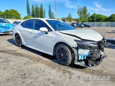 Czwarte zdjęcie samochodu z boku: 2026 TOYOTA CAMRY SE VIN:4T1DAACKXTU219106 - miniatura