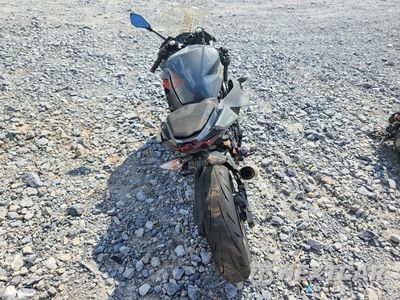Czwarte zdjęcie samochodu z boku: 2018 KAWASAKI EX400 VIN:JKAEXKG13JDA02067 - miniatura