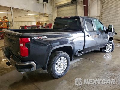 Trzecie zdjęcie samochodu z tyłu: 2021 CHEVROLET SILVERADO K2500 HEAVY DUTY LT VIN:1GC2YNE71MF132689 - miniatura