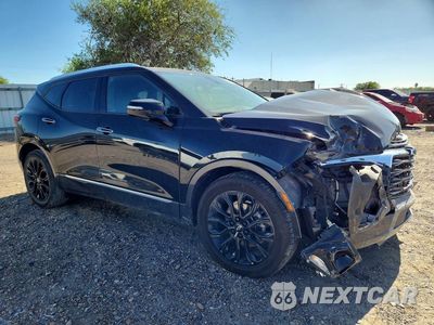 Czwarte zdjęcie samochodu z boku: 2022 CHEVROLET BLAZER PREMIER VIN:3GNKBFRS7NS146767 - miniatura
