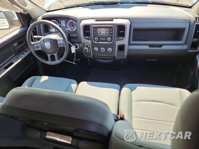 Zdjęcie 8 z 12 samochodu: 2019 RAM 1500 CLASSIC TRADESMAN VIN:1C6RR7FG5KS553896 - miniatura