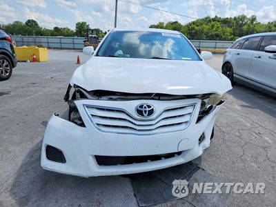 Piąte zdjęcie samochodu w środku: 2010 TOYOTA CAMRY LE VIN:4T1BF3EK7AU578654 - miniatura
