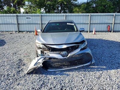 Piąte zdjęcie samochodu w środku: 2018 TOYOTA CAMRY LE VIN:4T1B31HK7JU500576 - miniatura