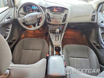 Zdjęcie 8 z 12 samochodu: 2017 FORD FOCUS SE VIN:1FADP3F27HL314414 - miniatura