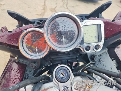 Zdjęcie 7 z 8 samochodu: 2006 YAMAHA FJR1300 VIN:JYARP15E47A003383 - miniatura