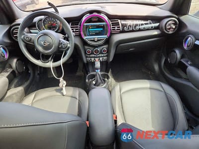 Zdjęcie 8 z 12 samochodu: 2019 MINI COOPER VIN:WMWXU1C58K2H73659 - miniatura