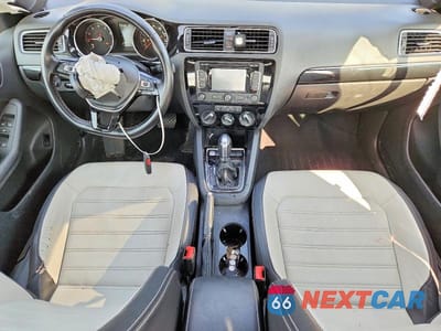 Zdjęcie 8 z 12 samochodu: 2015 VOLKSWAGEN JETTA SE VIN:3VWD17AJXFM221591 - miniatura